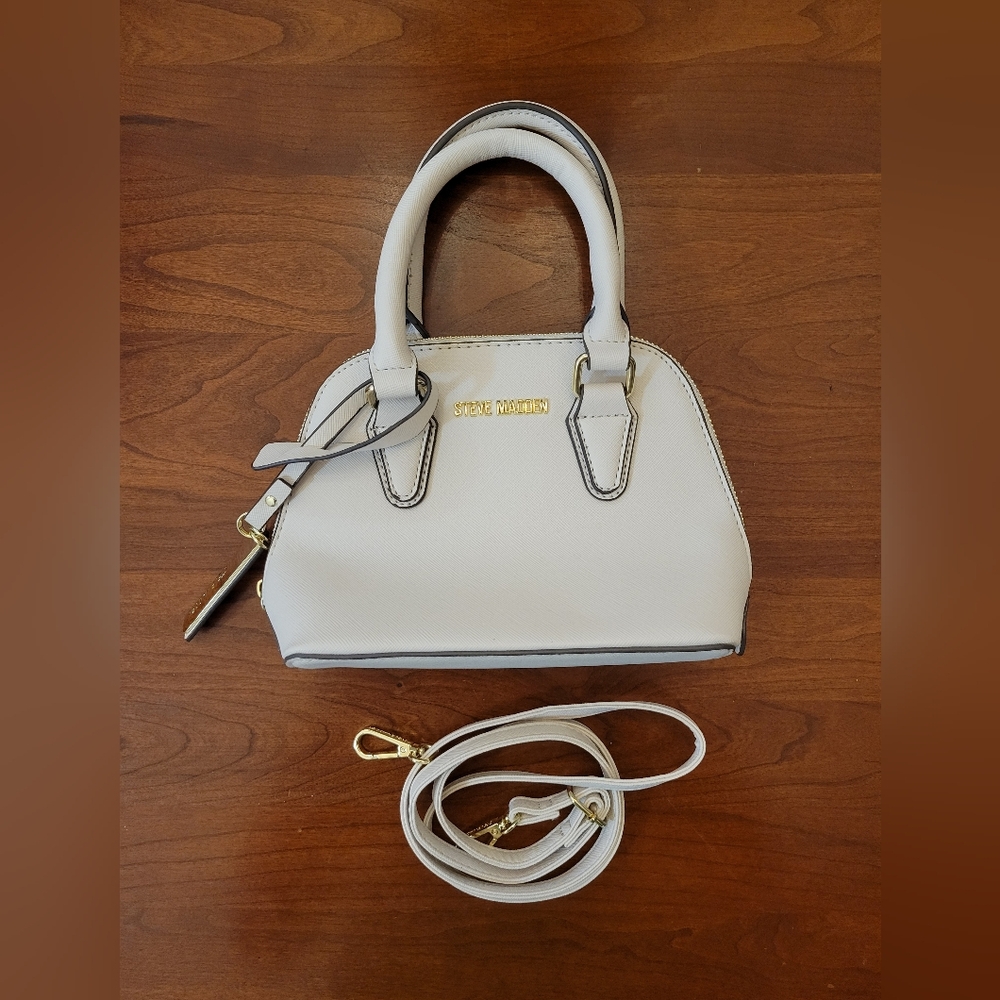 STEVE MADDEN mini purse. Cream color